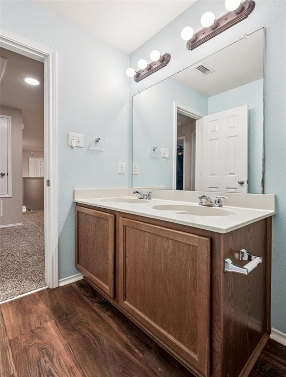 Denton, Texas 76210, United States, 4 Bedrooms Bedrooms, ,3 BathroomsBathrooms,Residential,Active,146538