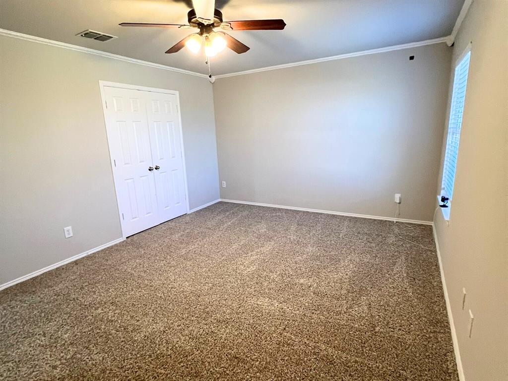 Denton, Texas 76210, United States, 4 Bedrooms Bedrooms, ,3 BathroomsBathrooms,Residential,Active,146538