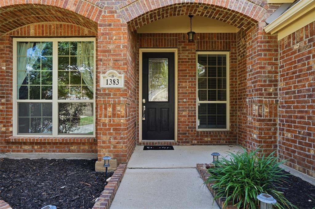 1383 Sandhurst Drive