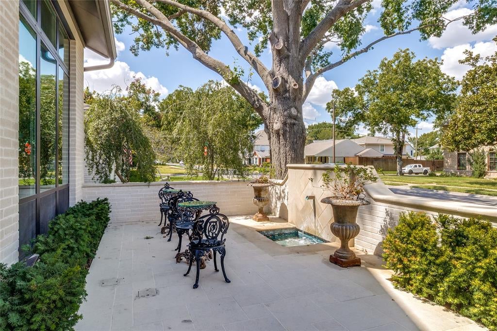6608 Anita Street