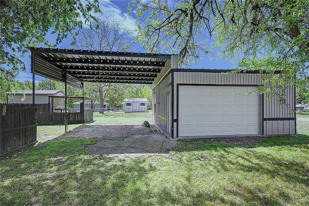 Whispering Oaks - Residential