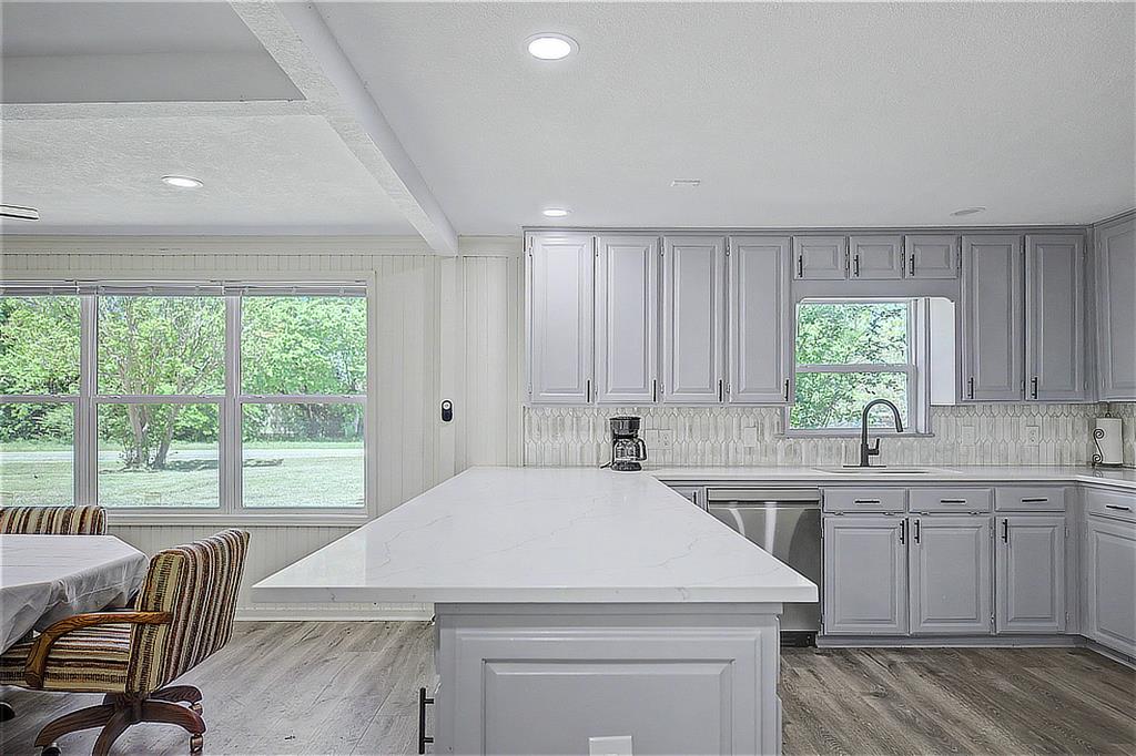 Whispering Oaks - Residential