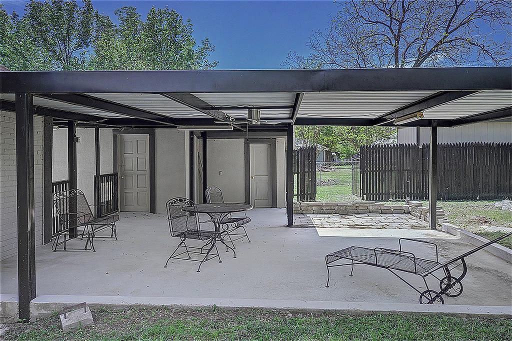 Whispering Oaks - Residential