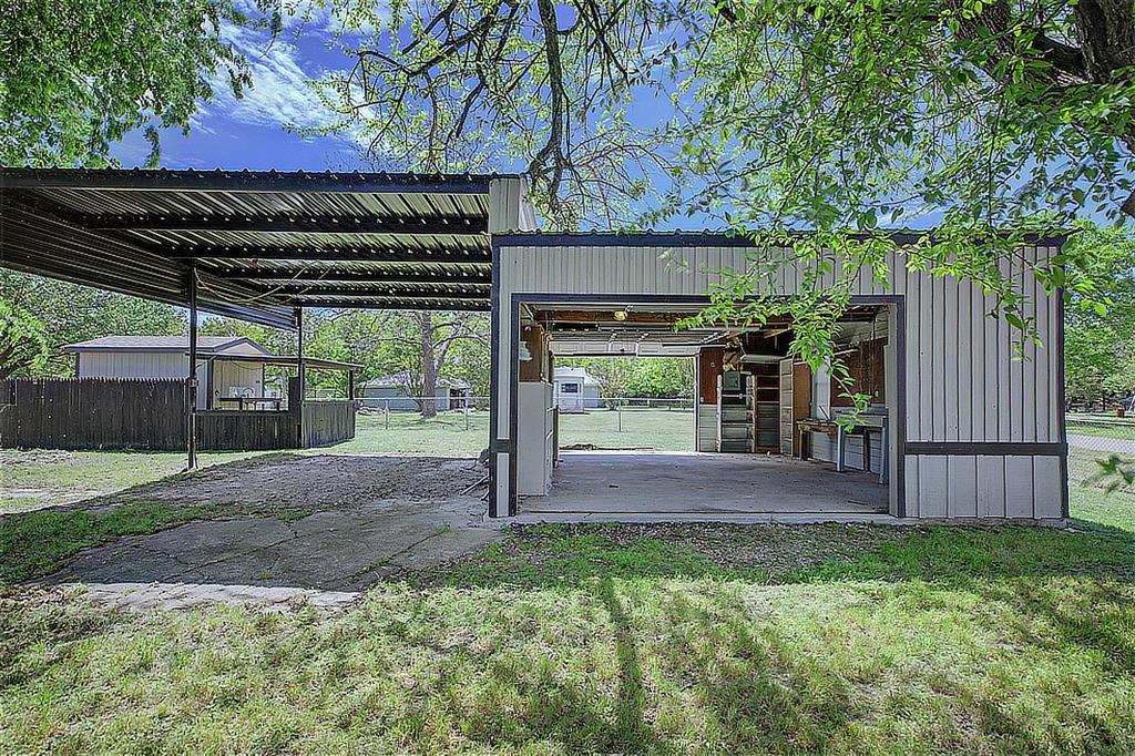 Whispering Oaks - Residential