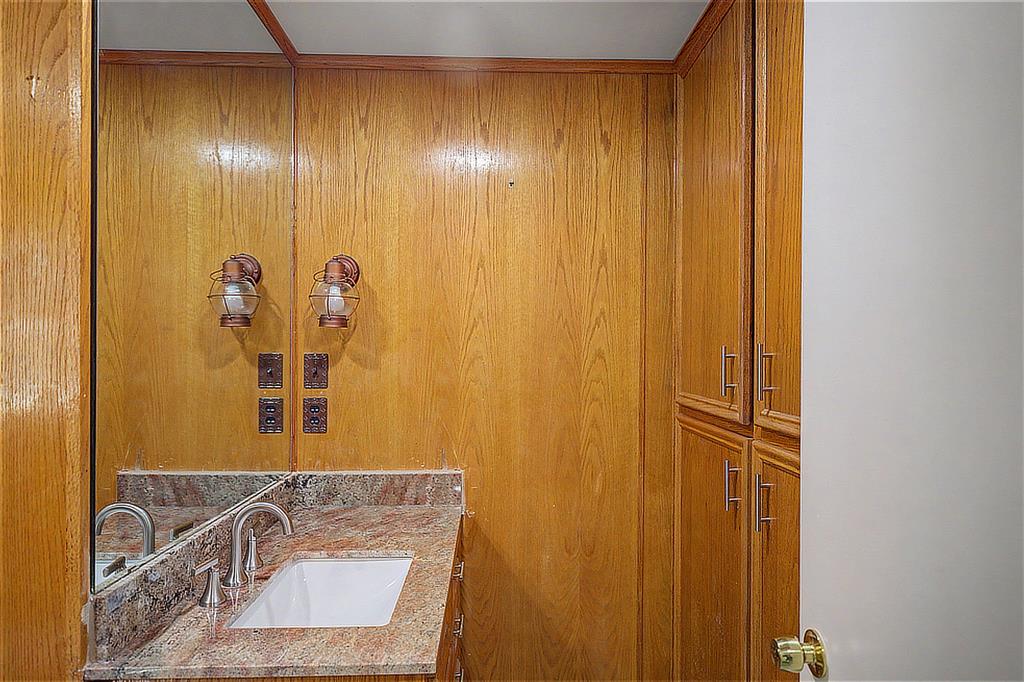 Whispering Oaks - Residential