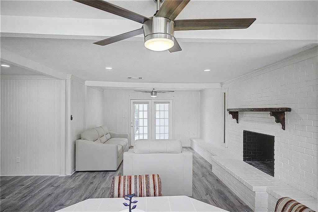 Whispering Oaks - Residential