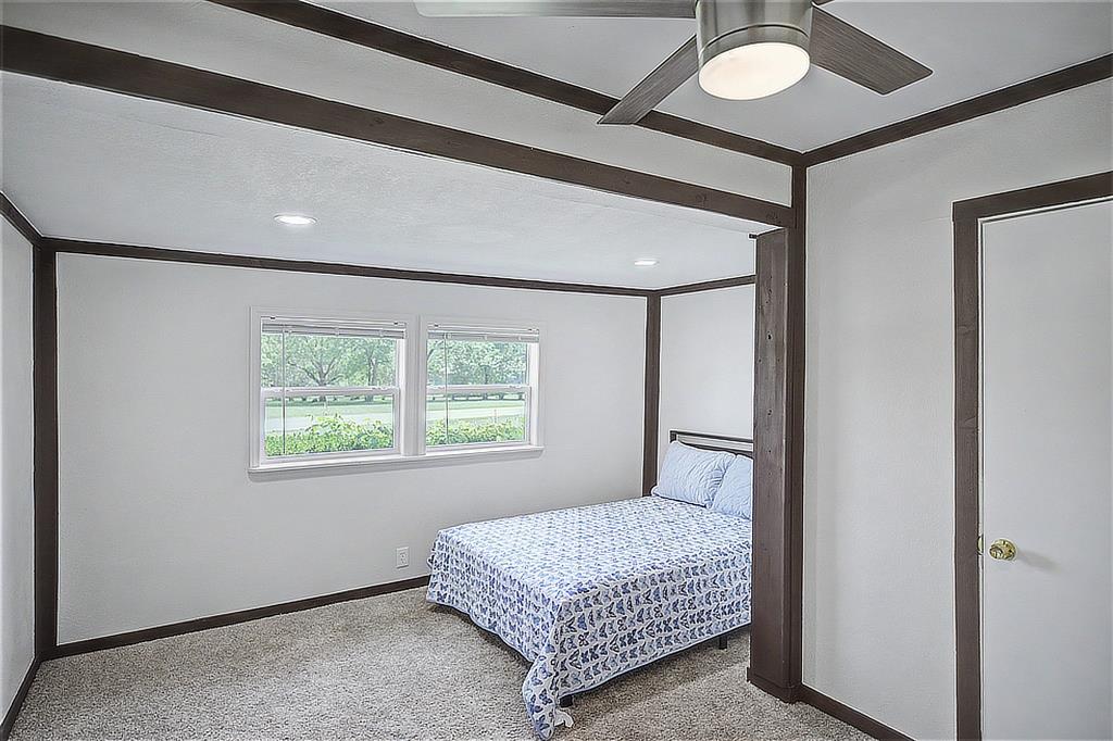 Whispering Oaks - Residential