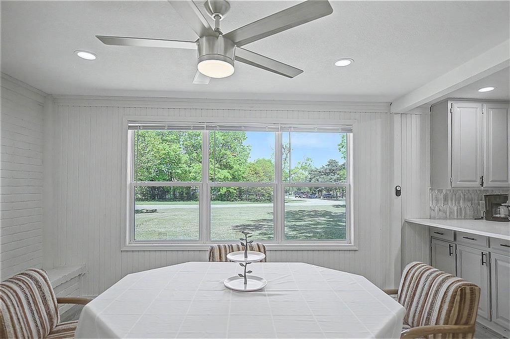 Whispering Oaks - Residential