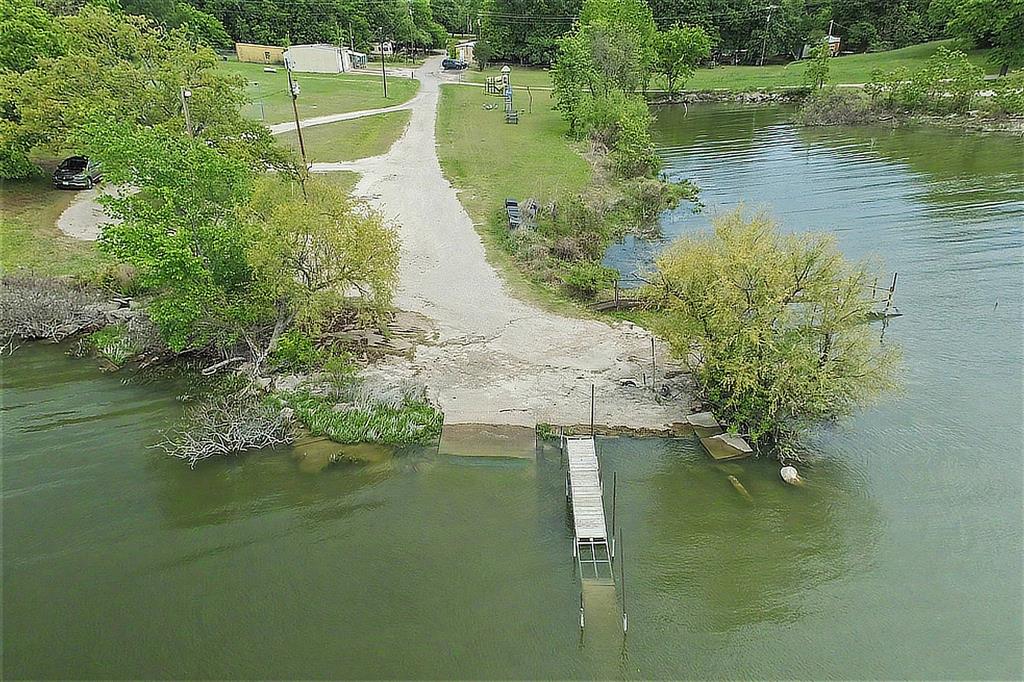 Whispering Oaks - Residential
