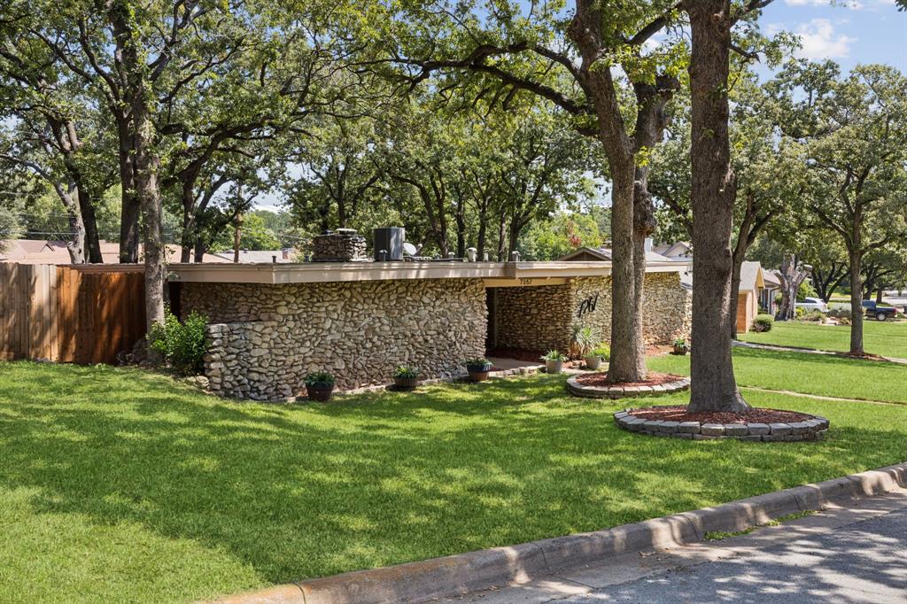 7267 Madeira Drive