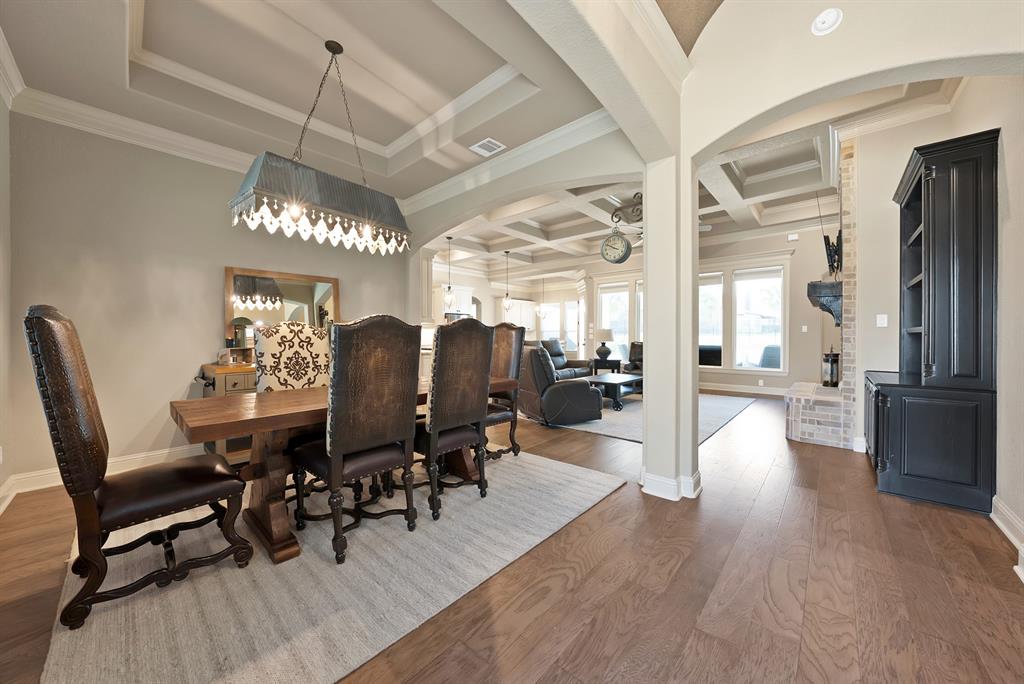 2548 Bunker Hill Drive