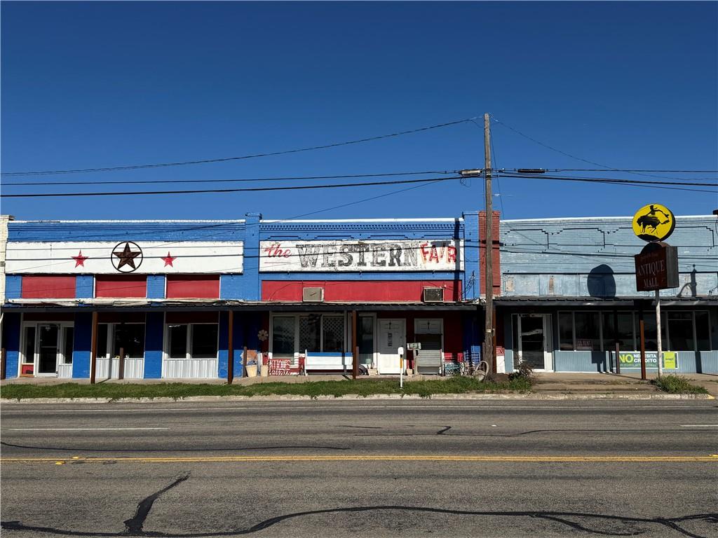 204 E Gassaway Avenue