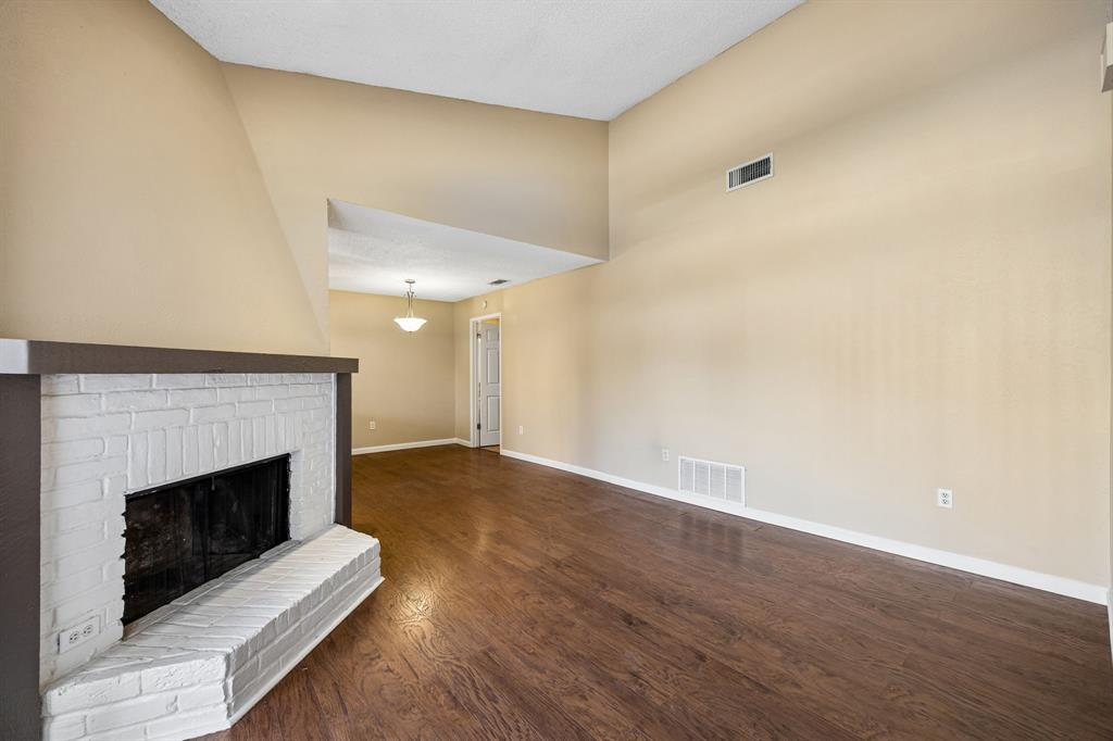 847 Dublin Drive 4