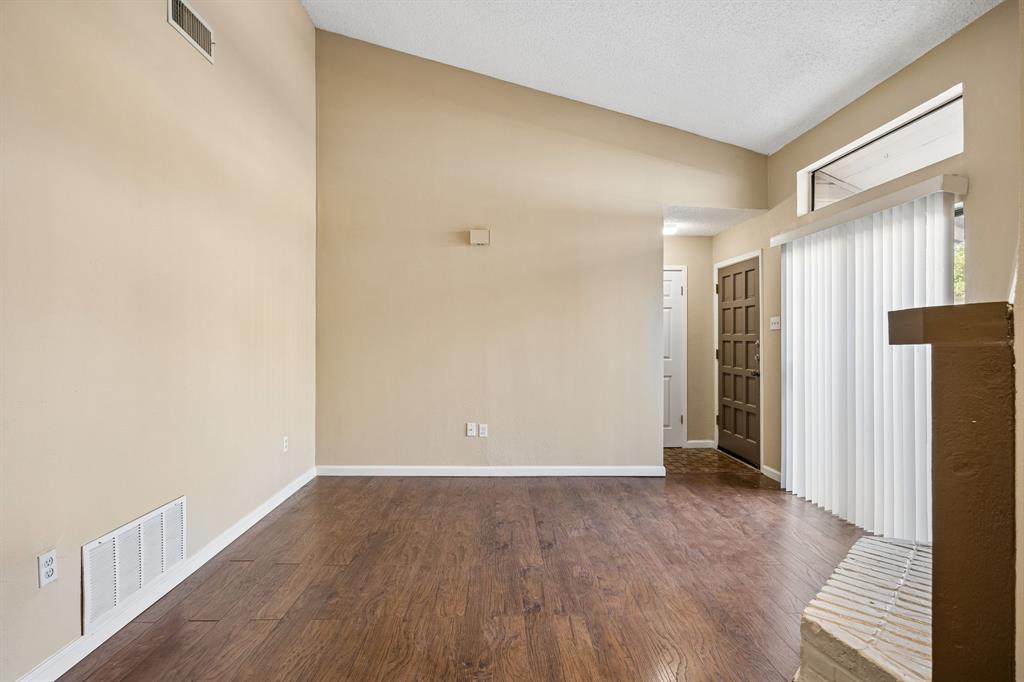 847 Dublin Drive 4