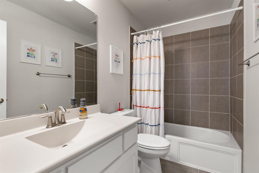 Edgestone At Legacy - Residential