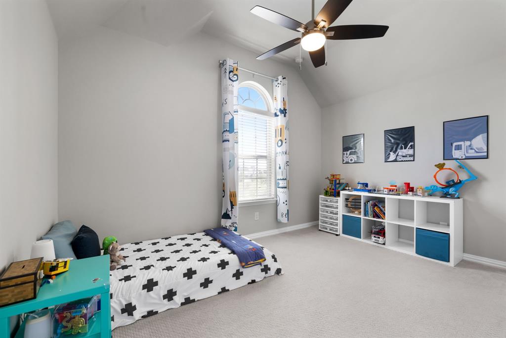 Edgestone At Legacy - Residential