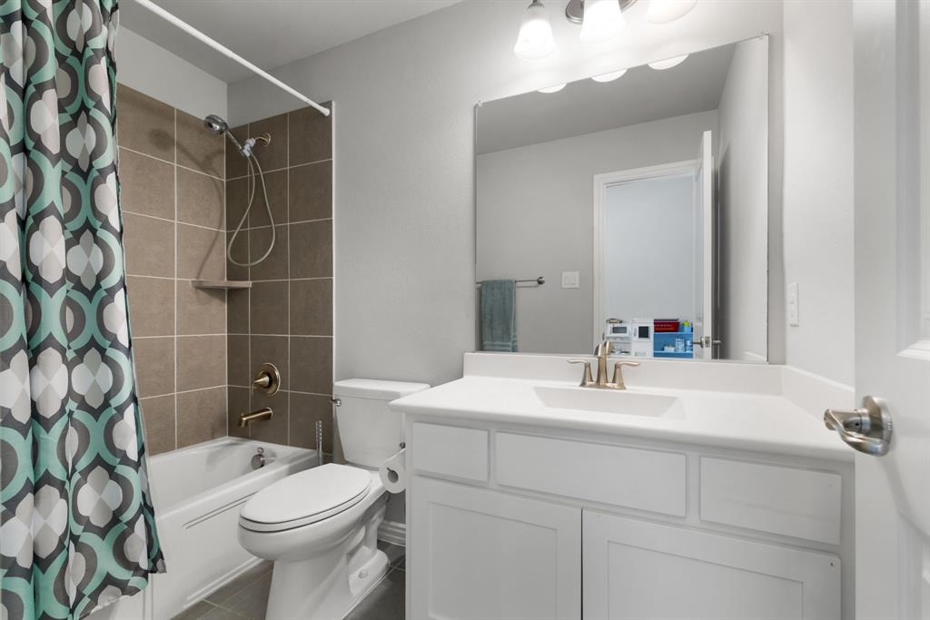 Edgestone At Legacy - Residential