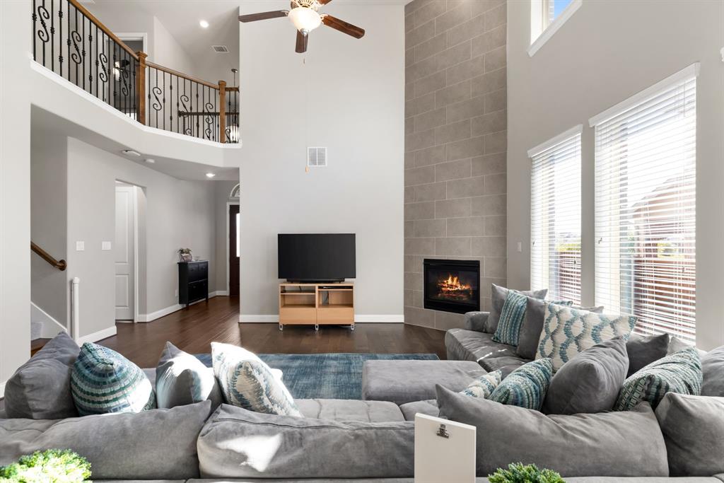 Edgestone At Legacy - Residential