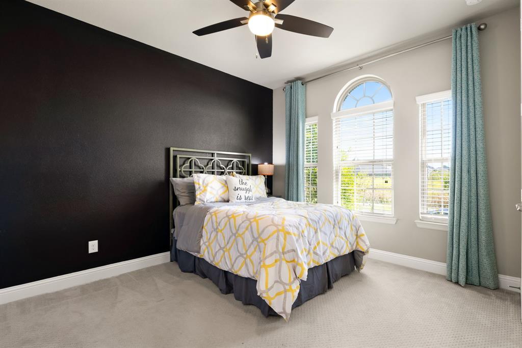 Edgestone At Legacy - Residential