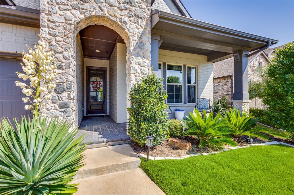 1812 Leo Drive