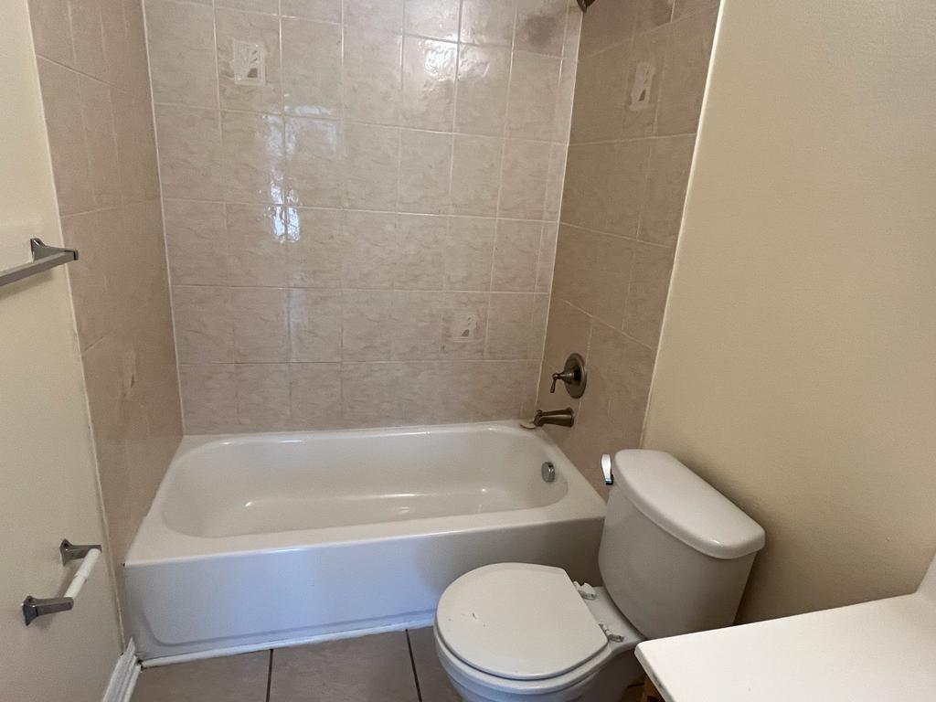 Warnell W W Add - Residential Lease