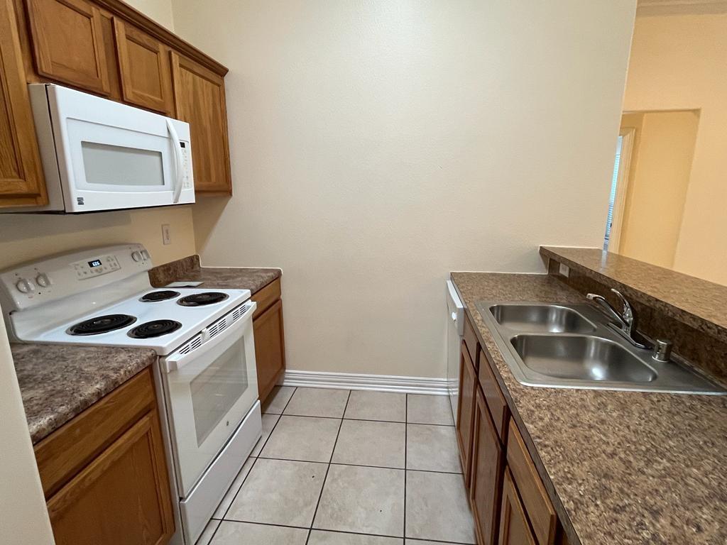 Warnell W W Add - Residential Lease