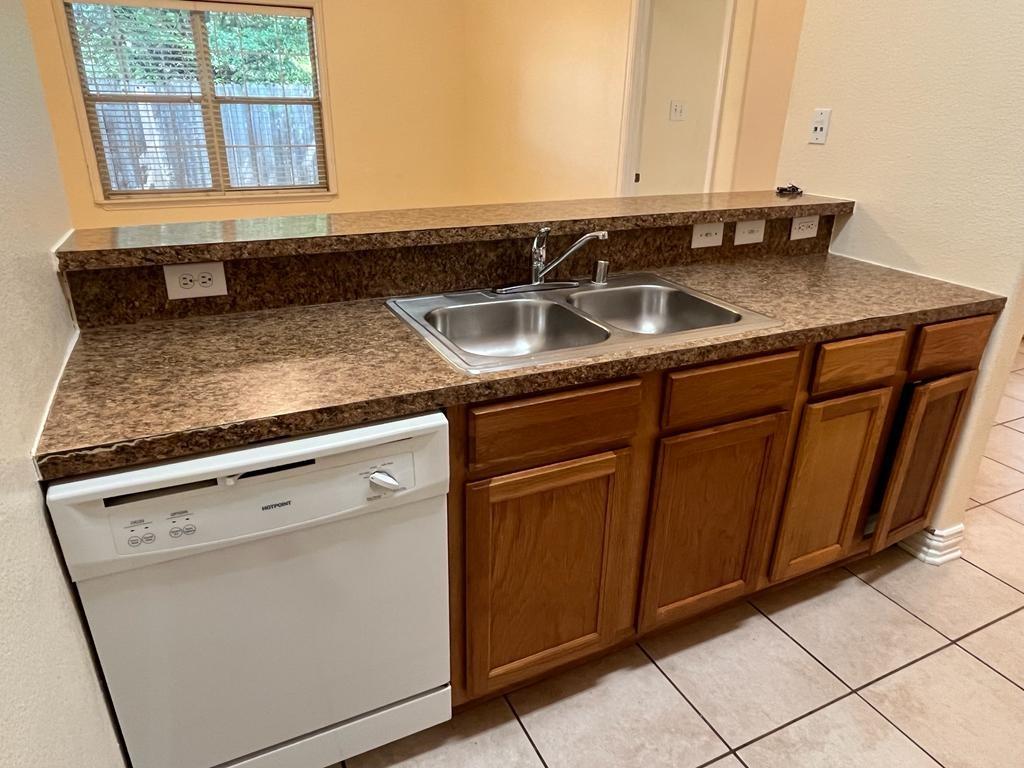 Warnell W W Add - Residential Lease