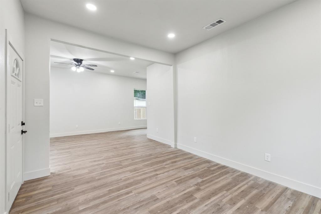 2904 Valentine Street