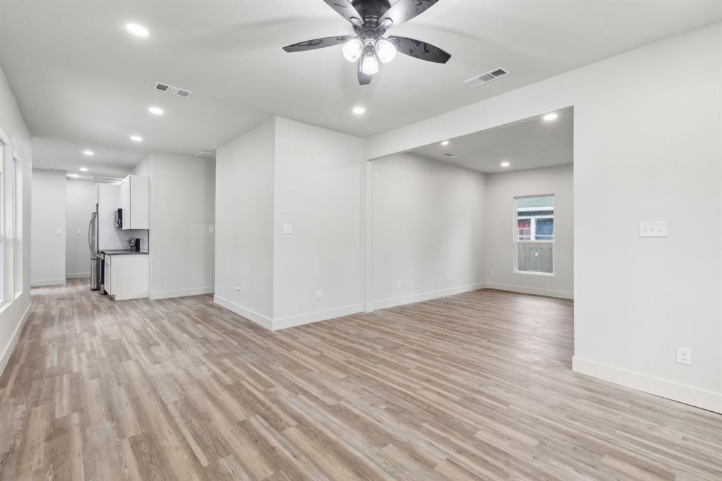 2904 Valentine Street