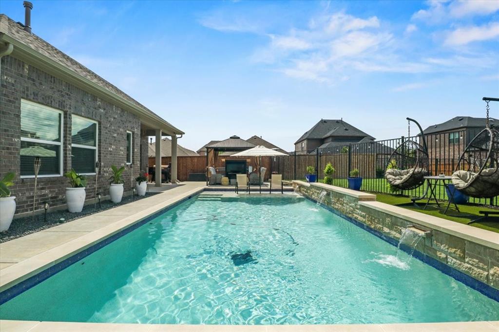 529 Warner Drive