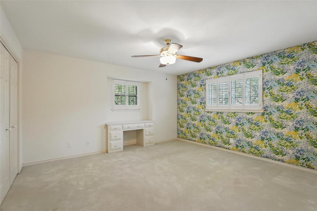 6 Shenandoah Place