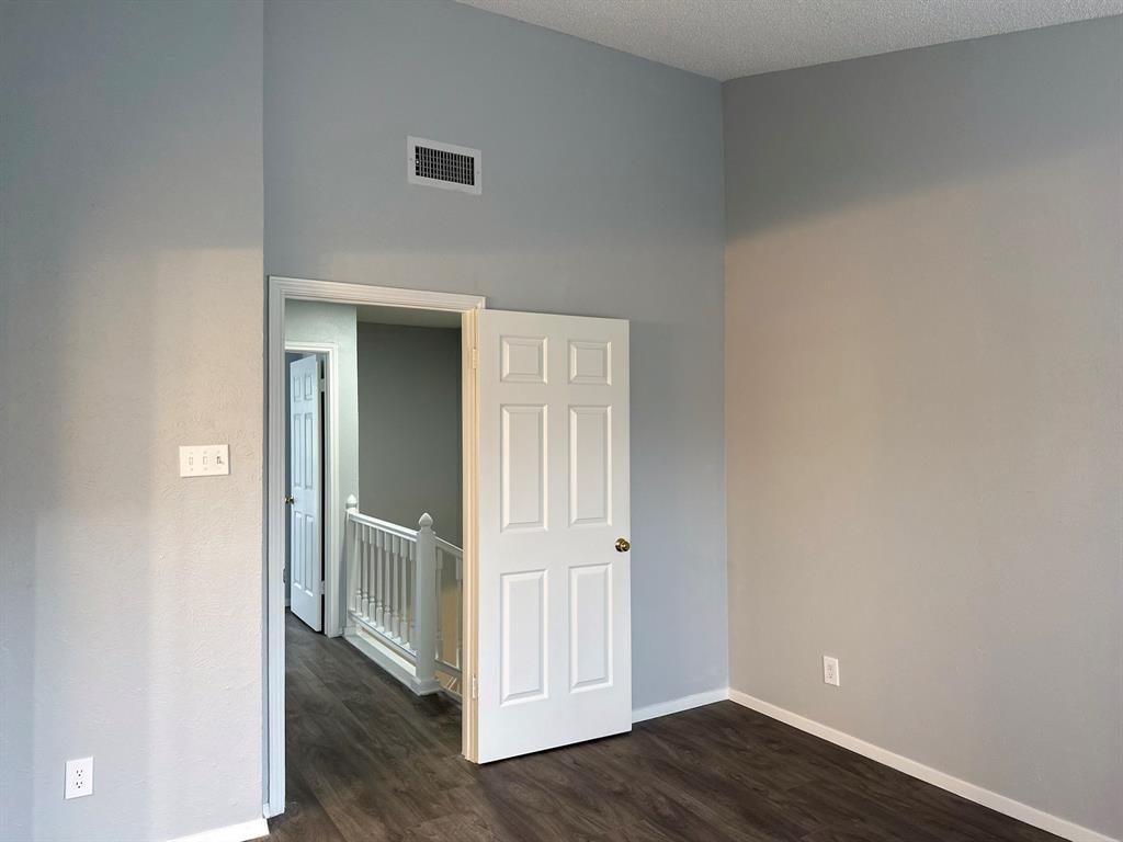 Brookhaven Village Condo Ph 01 & 0 - Residential Lease