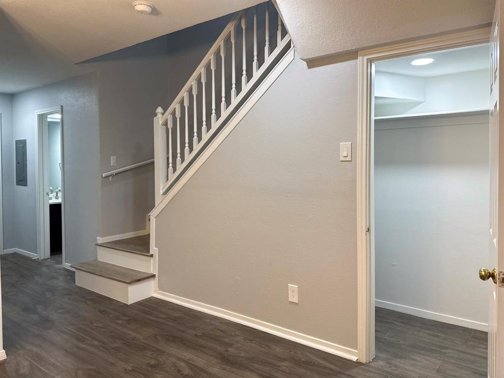 Brookhaven Village Condo Ph 01 & 0 - Residential Lease