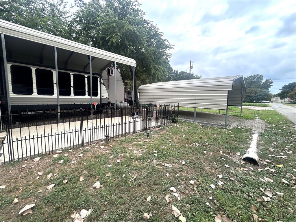 3808 Clovis Trail
