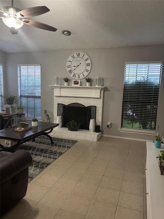 1327 Cedar Ridge Drive
