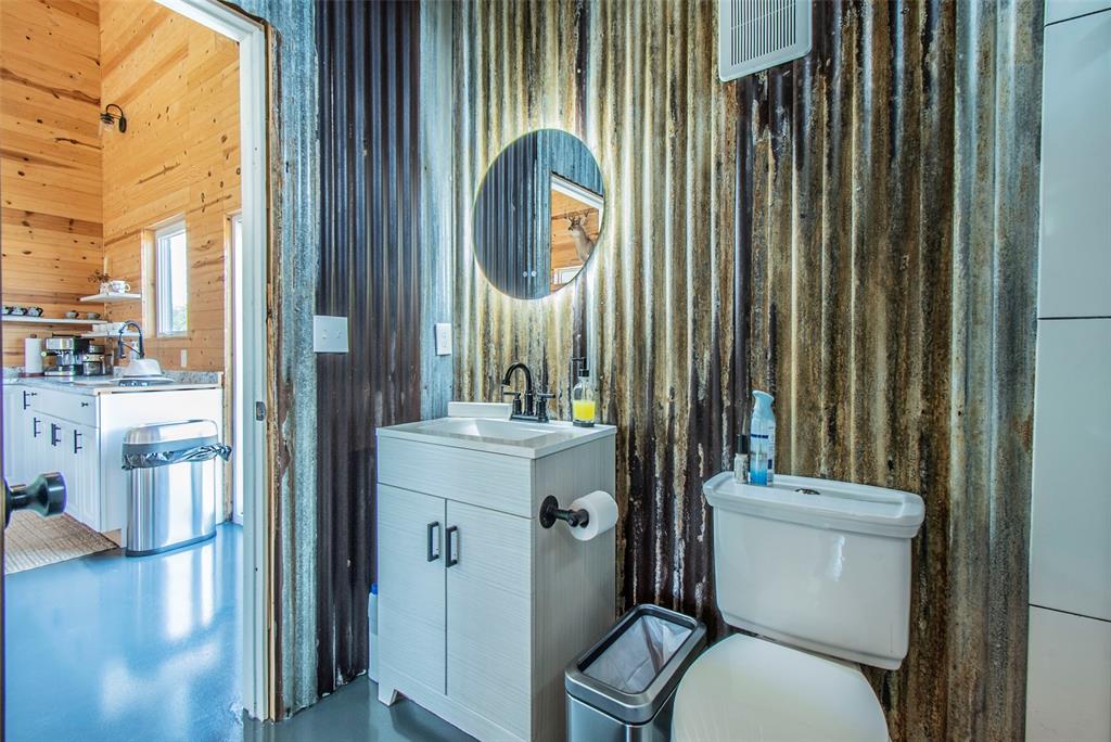 ABS A10819 J WHITE ABST TRACT 35 60.873 ACRES - Farm