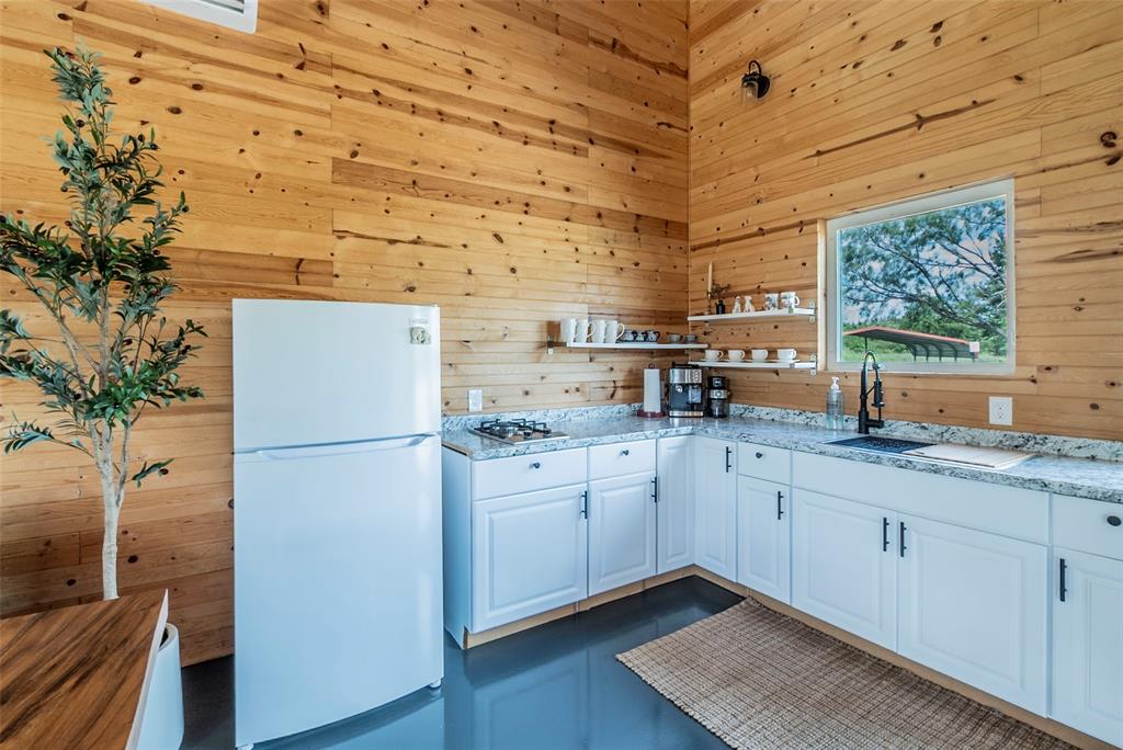 ABS A10819 J WHITE ABST TRACT 35 60.873 ACRES - Farm