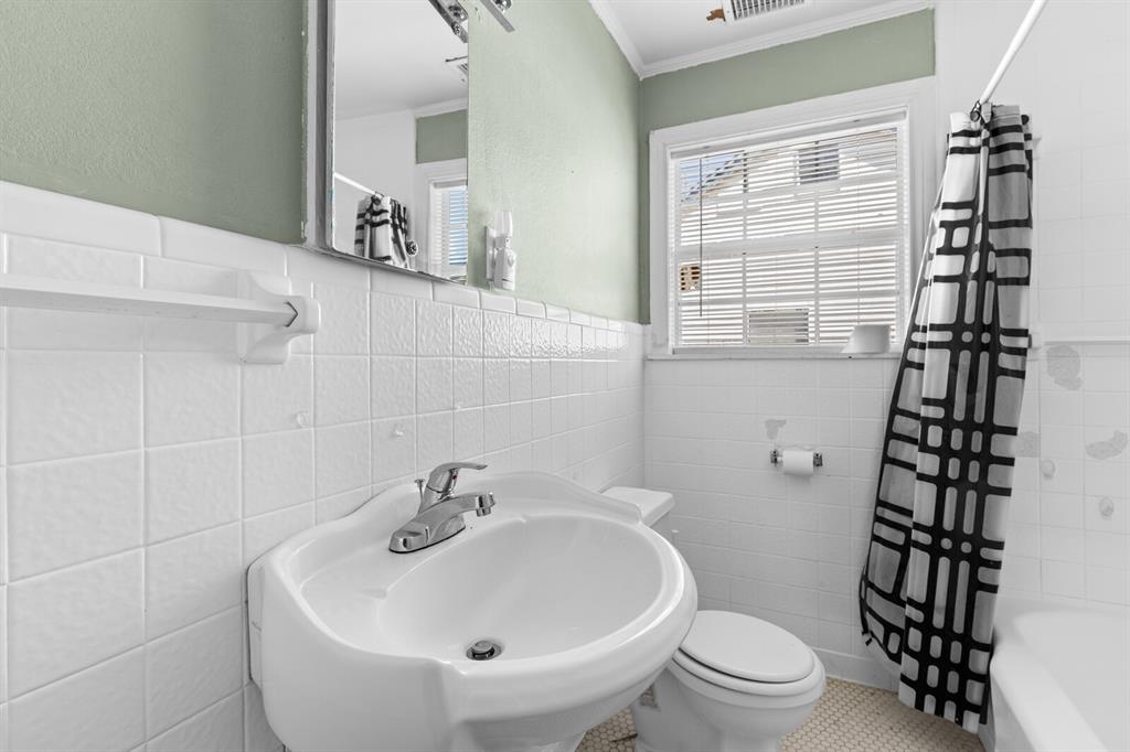 La Vega Park Ac Annex - Residential