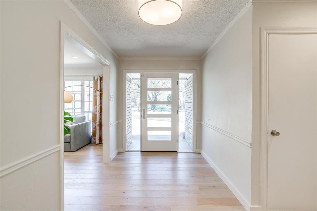 4109 Ridglea Country Club Drive