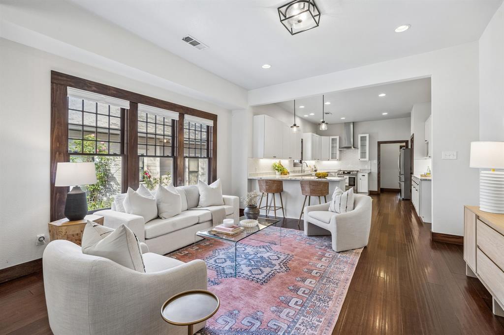 Winnetka Heights - Residential