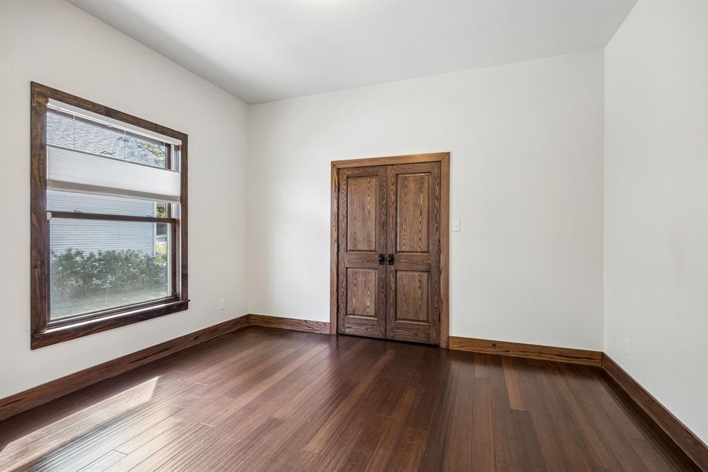 Winnetka Heights - Residential