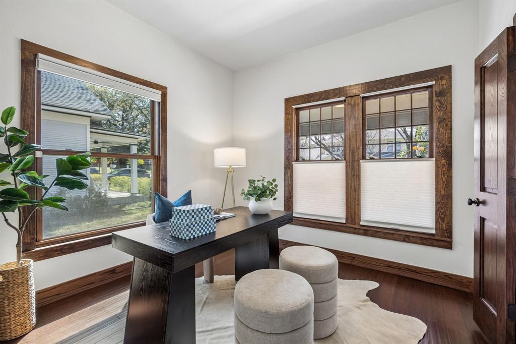 Winnetka Heights - Residential