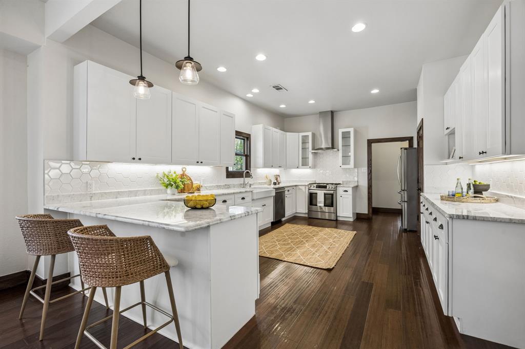 Winnetka Heights - Residential