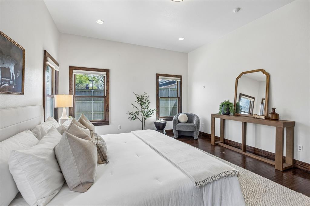 Winnetka Heights - Residential