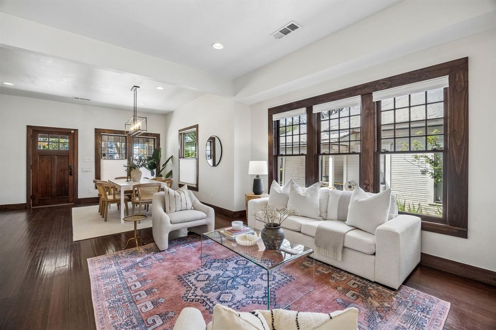 Winnetka Heights - Residential