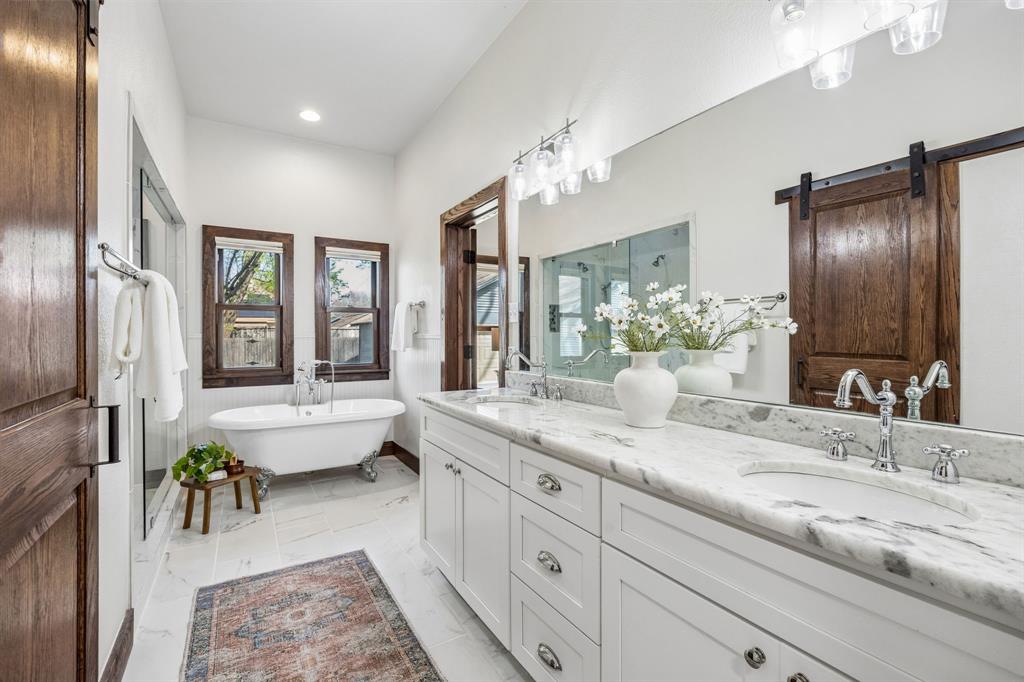 Winnetka Heights - Residential