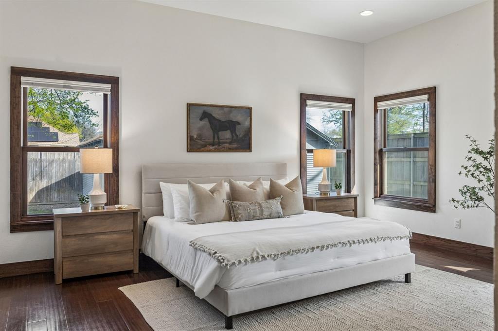 Winnetka Heights - Residential