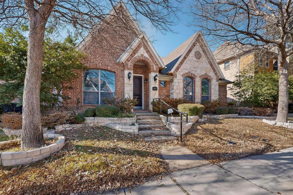 8715 Lindenwood Lane