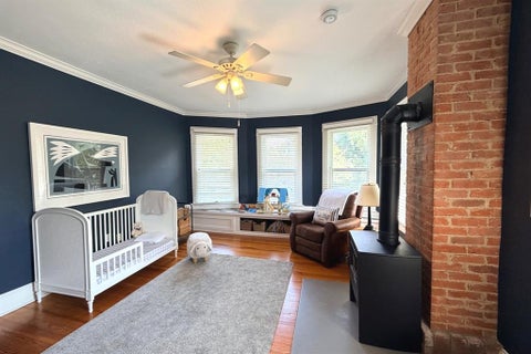 Tiny photo for 105 S Winnetka Avenue, Dallas, TX 75208 (MLS # 21392762)