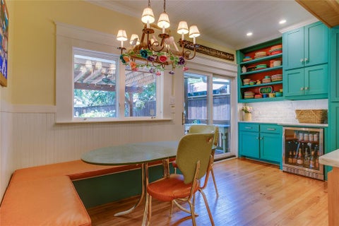 Tiny photo for 105 S Winnetka Avenue, Dallas, TX 75208 (MLS # 21392762)